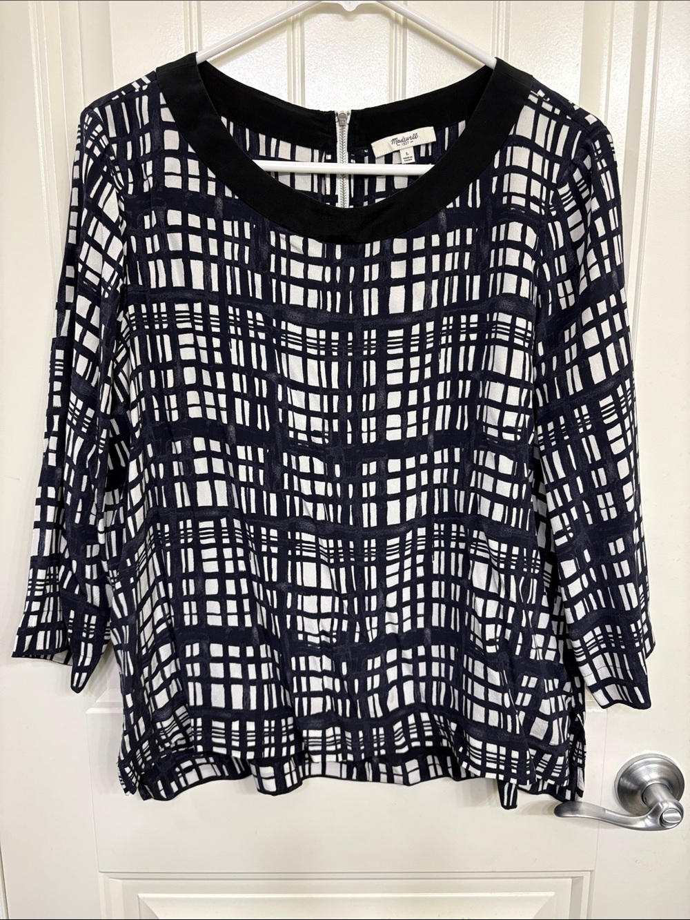 Madewell 100% Silk Navy & White Grid-Print Scoop Neck 3/4 Sleeve Top - Picture 3 of 10